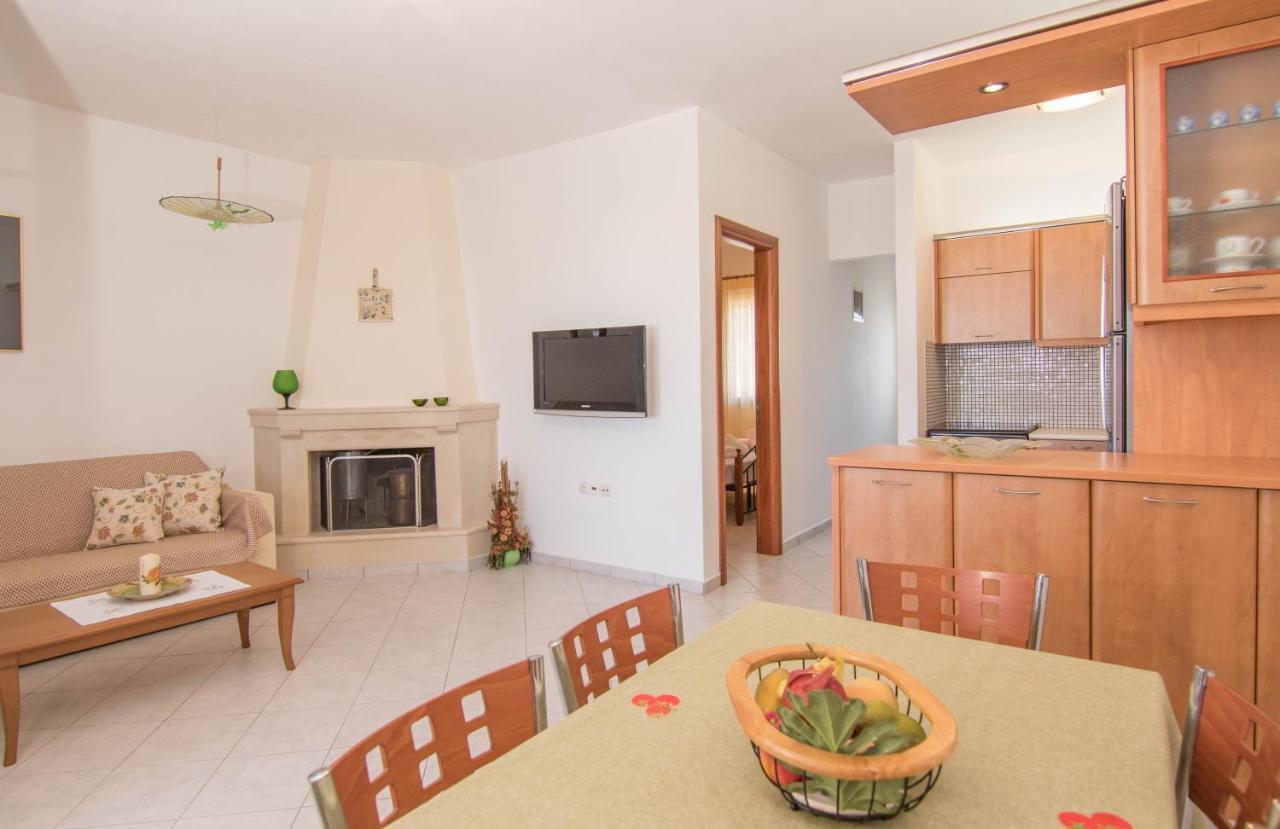 Fedra Apartments, View, Free Parking, 2Mins To Beach Palekastro Exterior foto