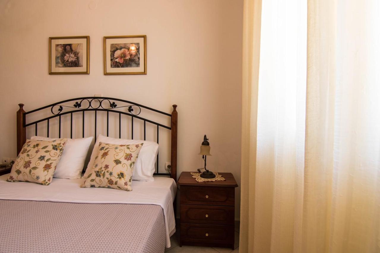 Fedra Apartments, View, Free Parking, 2Mins To Beach Palekastro Exterior foto